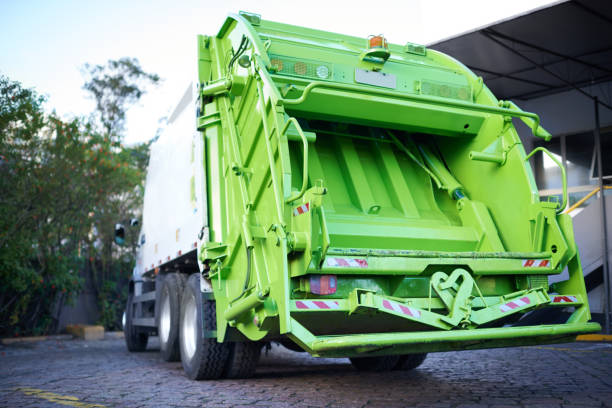 Best Trash Removal Near Me  in Maplewood, MN